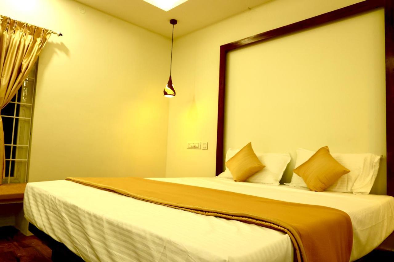 Jack'S Den Residency Hotel Puducherry Buitenkant foto